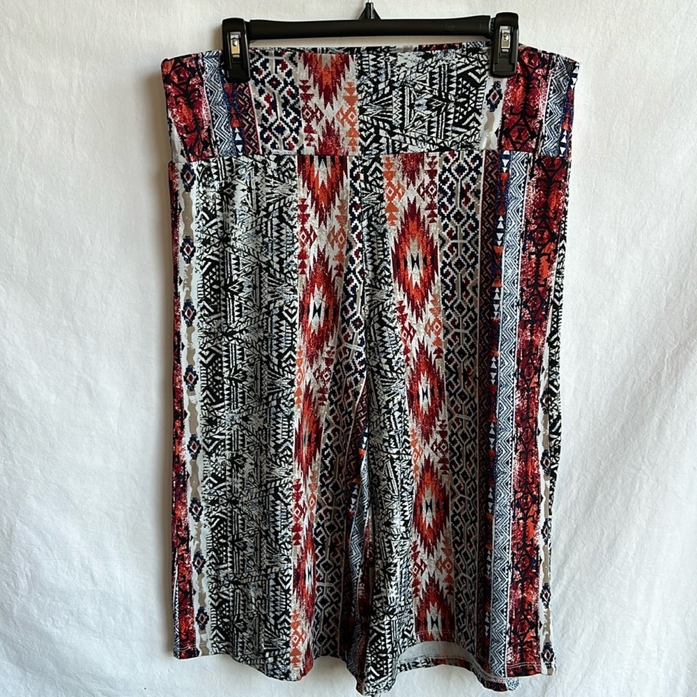 Aztec print buttery soft boho gaucho pants, size L
